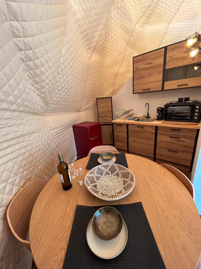 מלון ווניטסה Manna Gea Glamping Domes מראה חיצוני תמונה