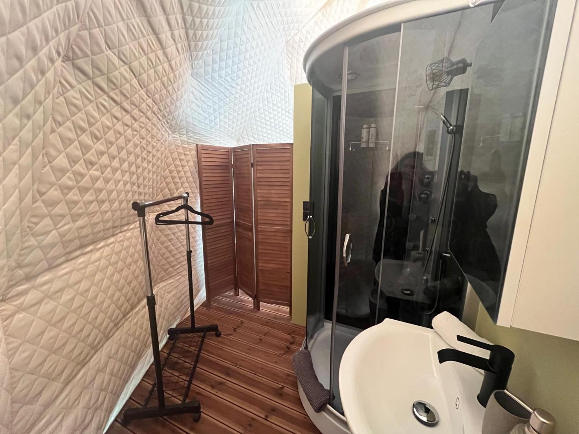 מלון ווניטסה Manna Gea Glamping Domes מראה חיצוני תמונה