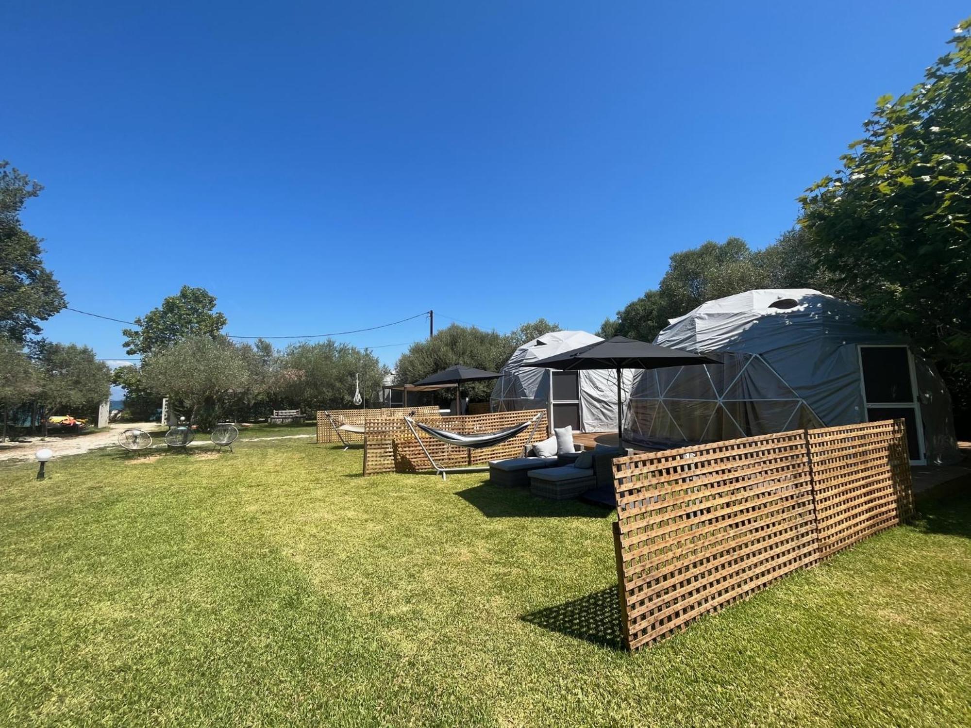 מלון ווניטסה Manna Gea Glamping Domes מראה חיצוני תמונה